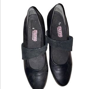 Munro American Black Leather Shoes Size 7 M